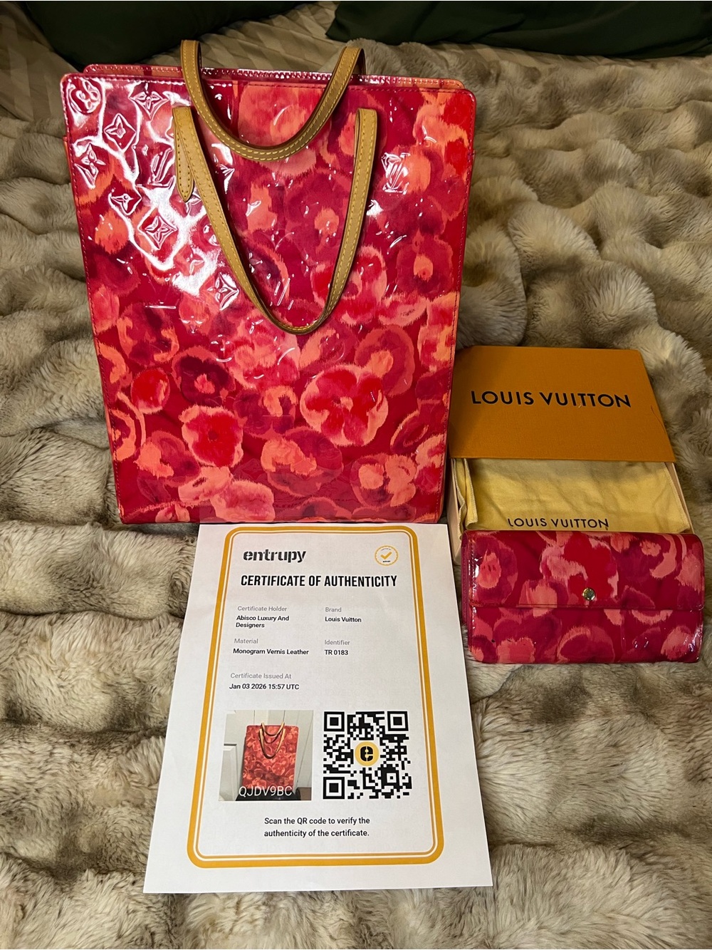 Loius Vuitton Catalina NS Bag & Sarah Wallet Mono Rose Vernis Set- Retail $3,695